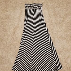 Black and White Stripe Maxi Skirt